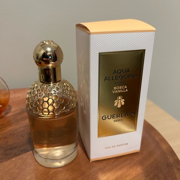 Guerlain Aqua Allegoria Forte Bosca Vanilla Eau de Parfum - Gold and White - Picture 3 of 5